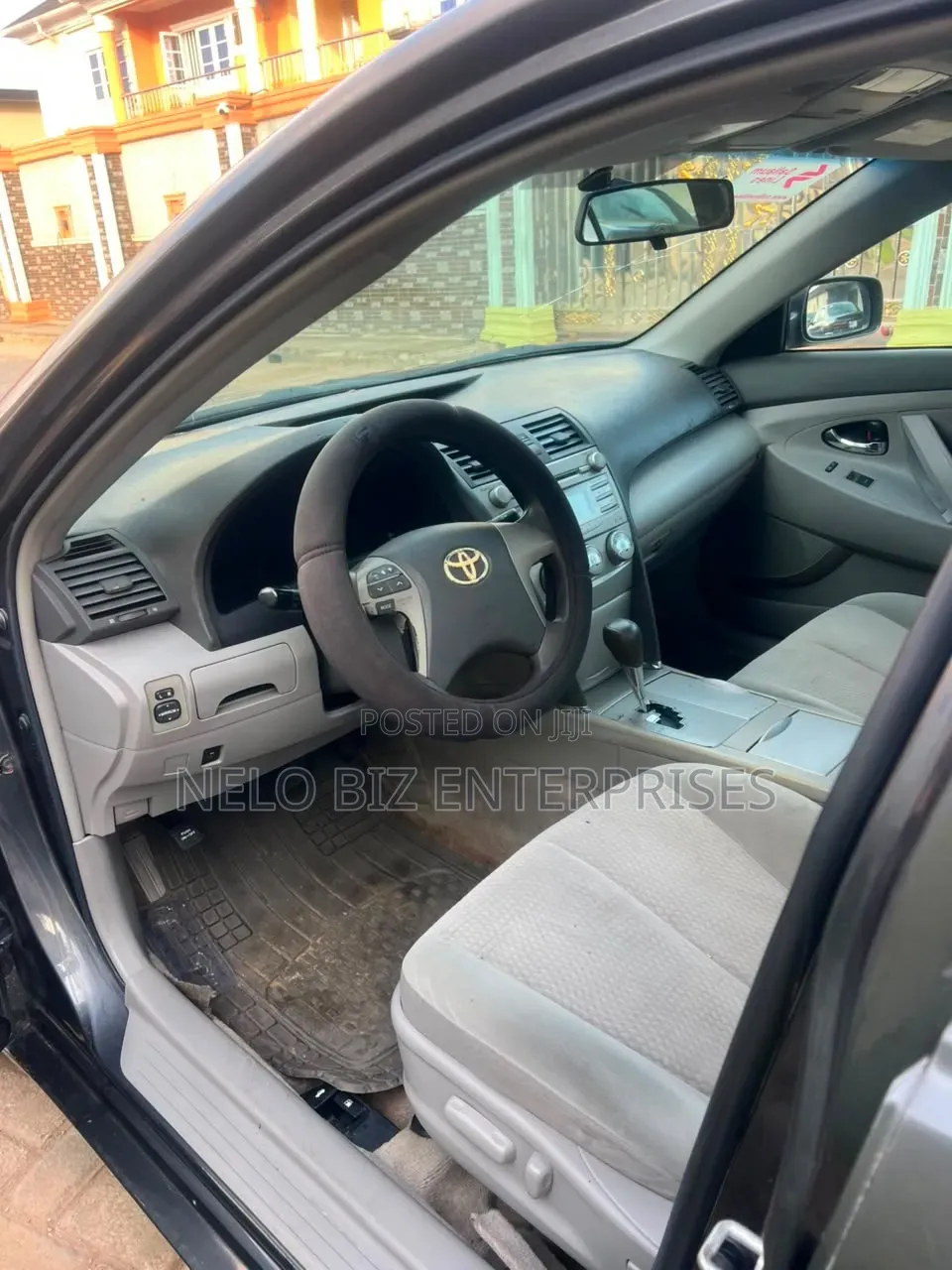 Toyota Camry 2011 Gray