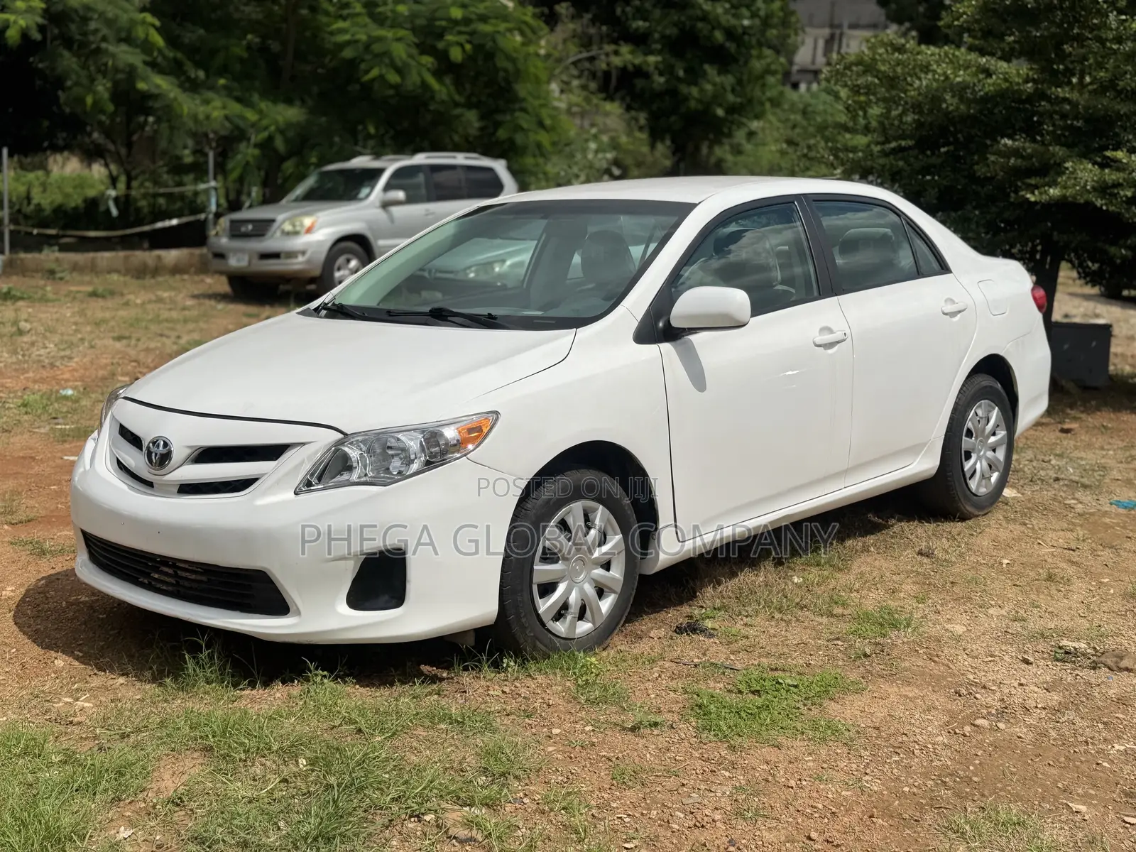 Toyota Corolla LE 4dr Sedan (1.8L 4cyl 4A) 2011 White