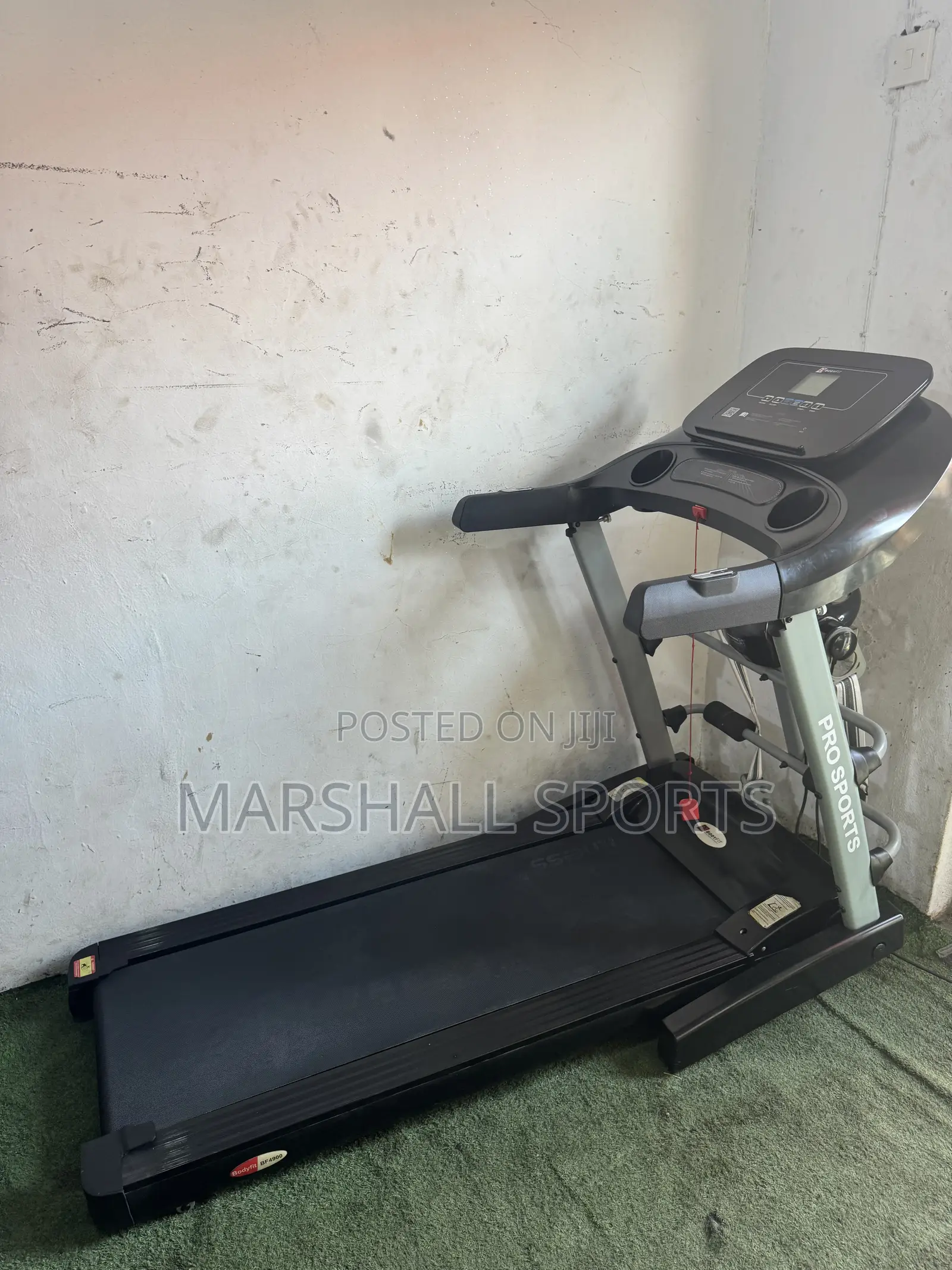 3hp Body Fit Treadmill With Incline and Massager