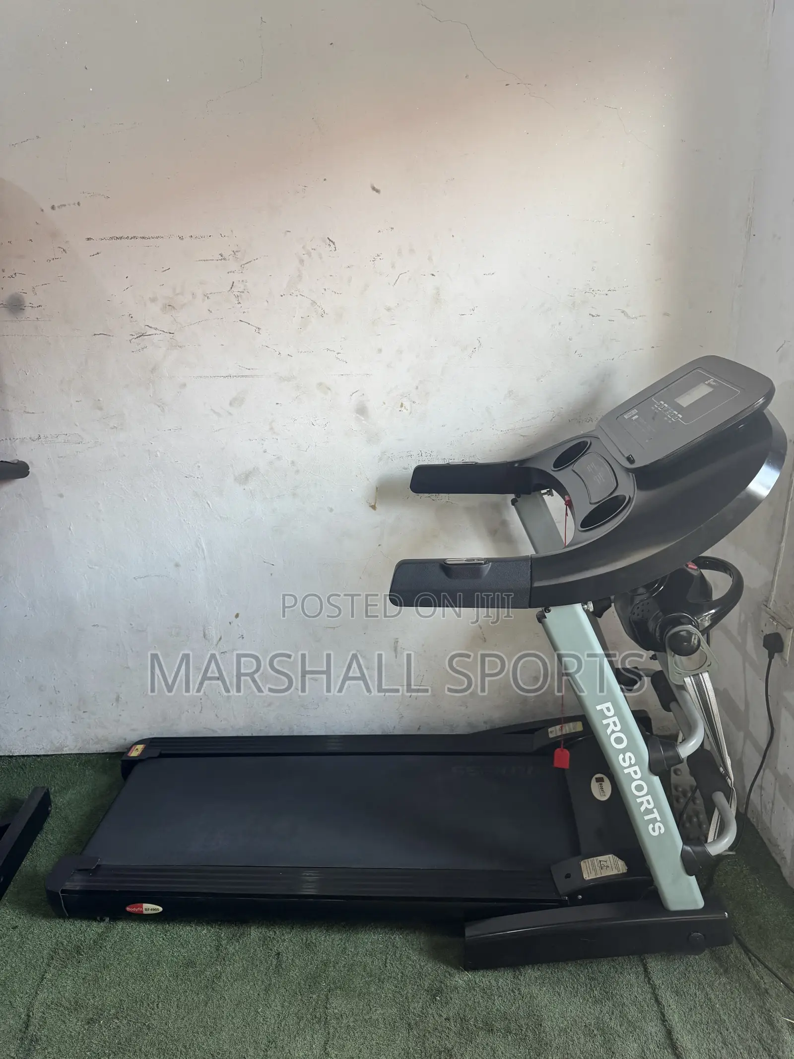 3hp Body Fit Treadmill With Incline and Massager