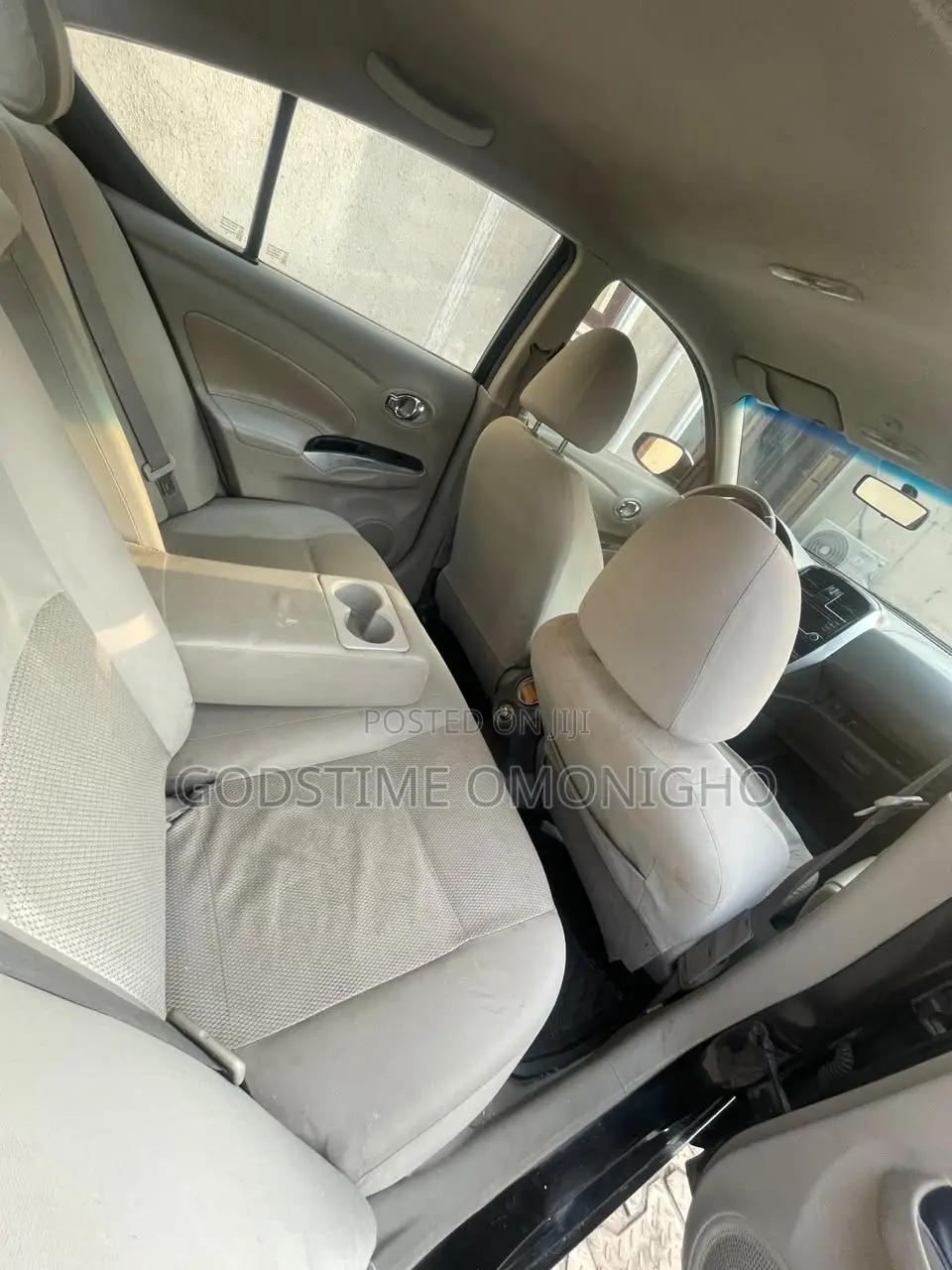 Nissan Almera 2016 Black