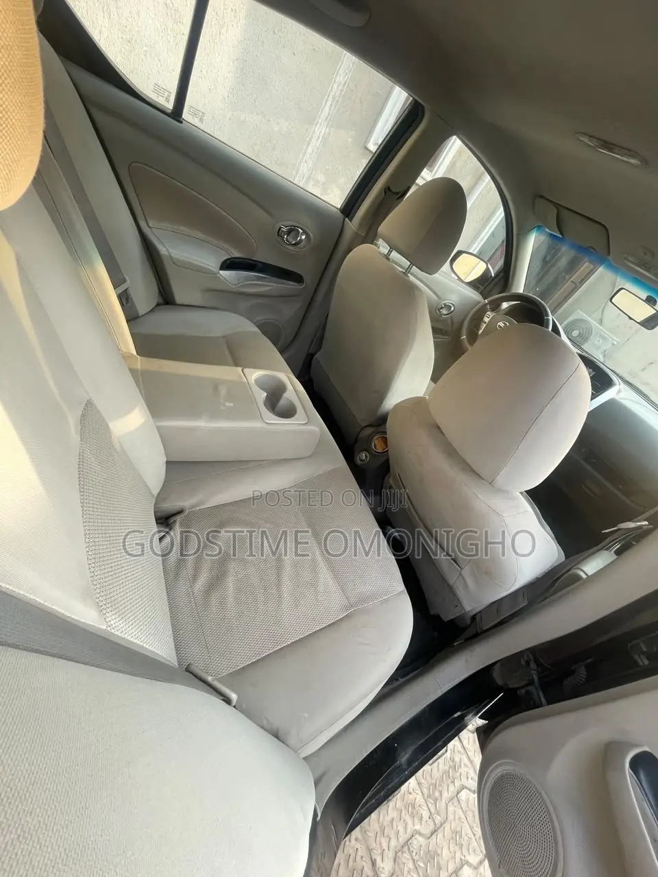 Nissan Almera 2016 Black