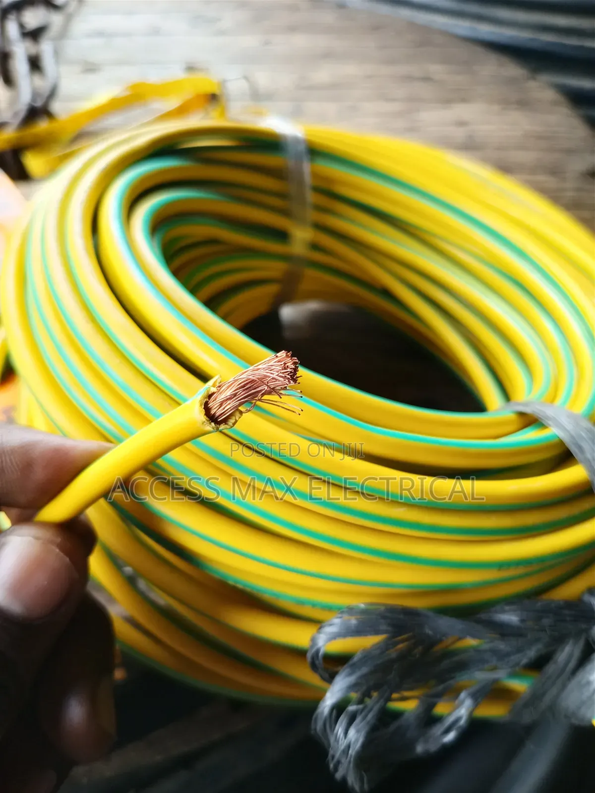 10mm Green and Yellow Flexible Cable