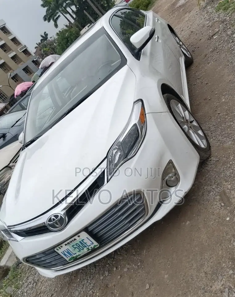 Toyota Avalon 2014 White