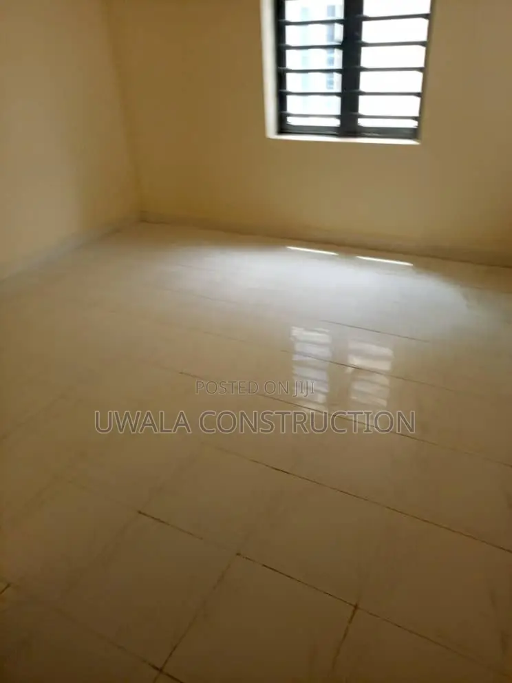 Furnished 3bdrm Duplex in Gaduwa for sale
