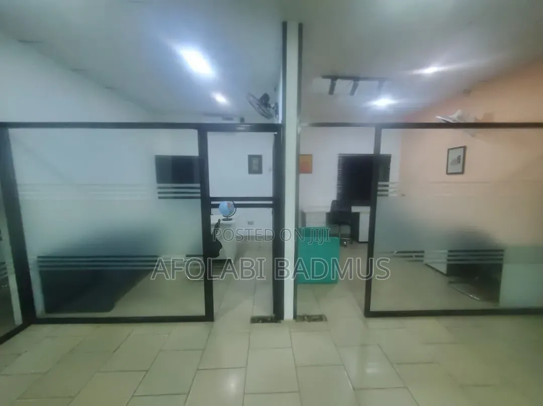 Furnished and Serviced Office for Rent