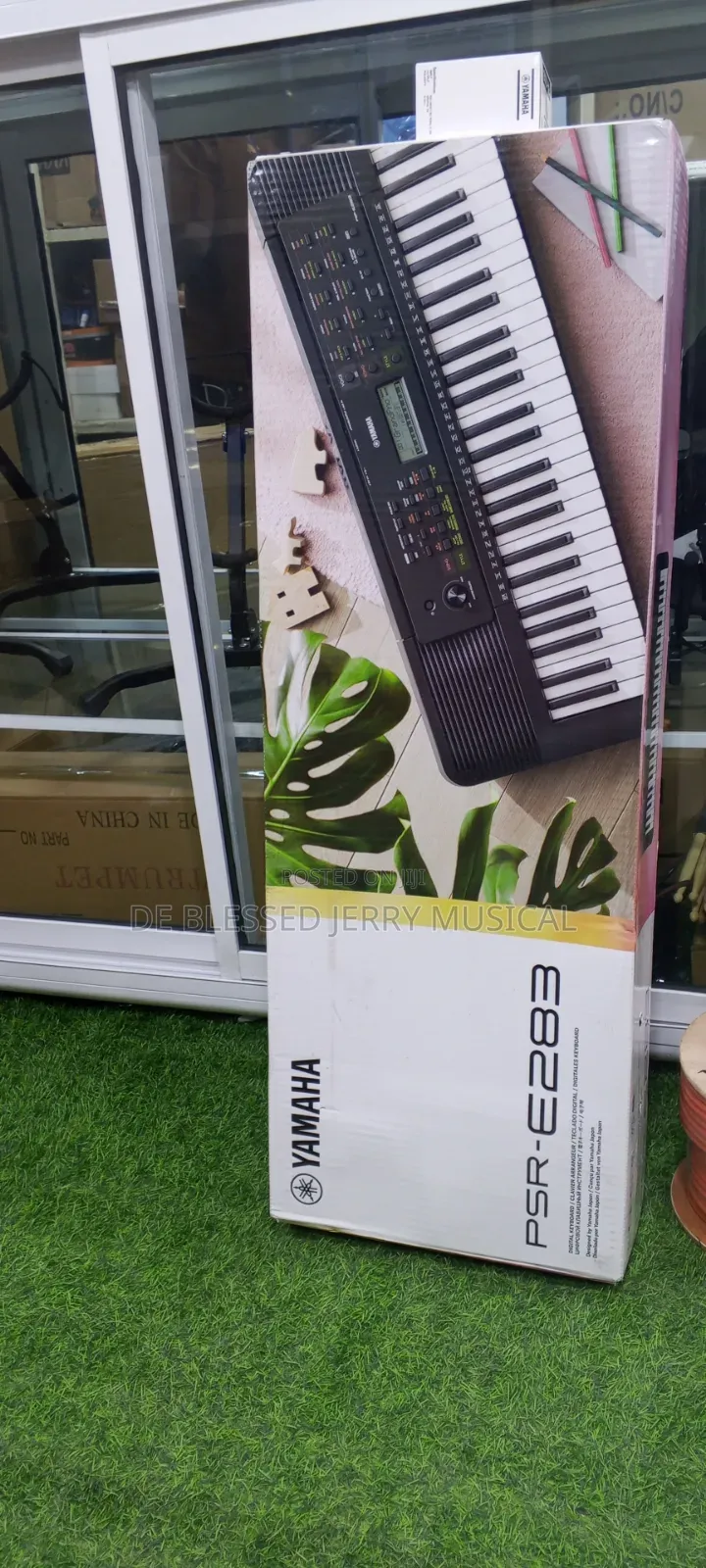 Yamaha PRS E283 Keyboard