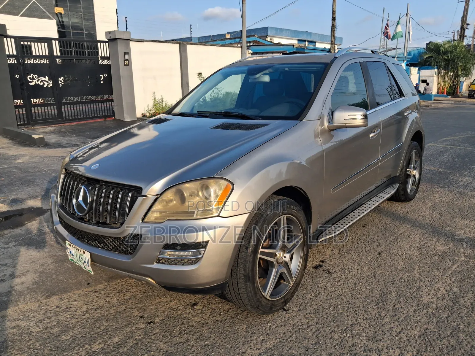 Mercedes-Benz M Class 2006 Gray
