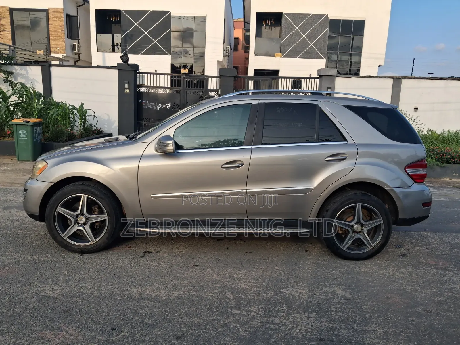 Mercedes-Benz M Class 2006 Gray