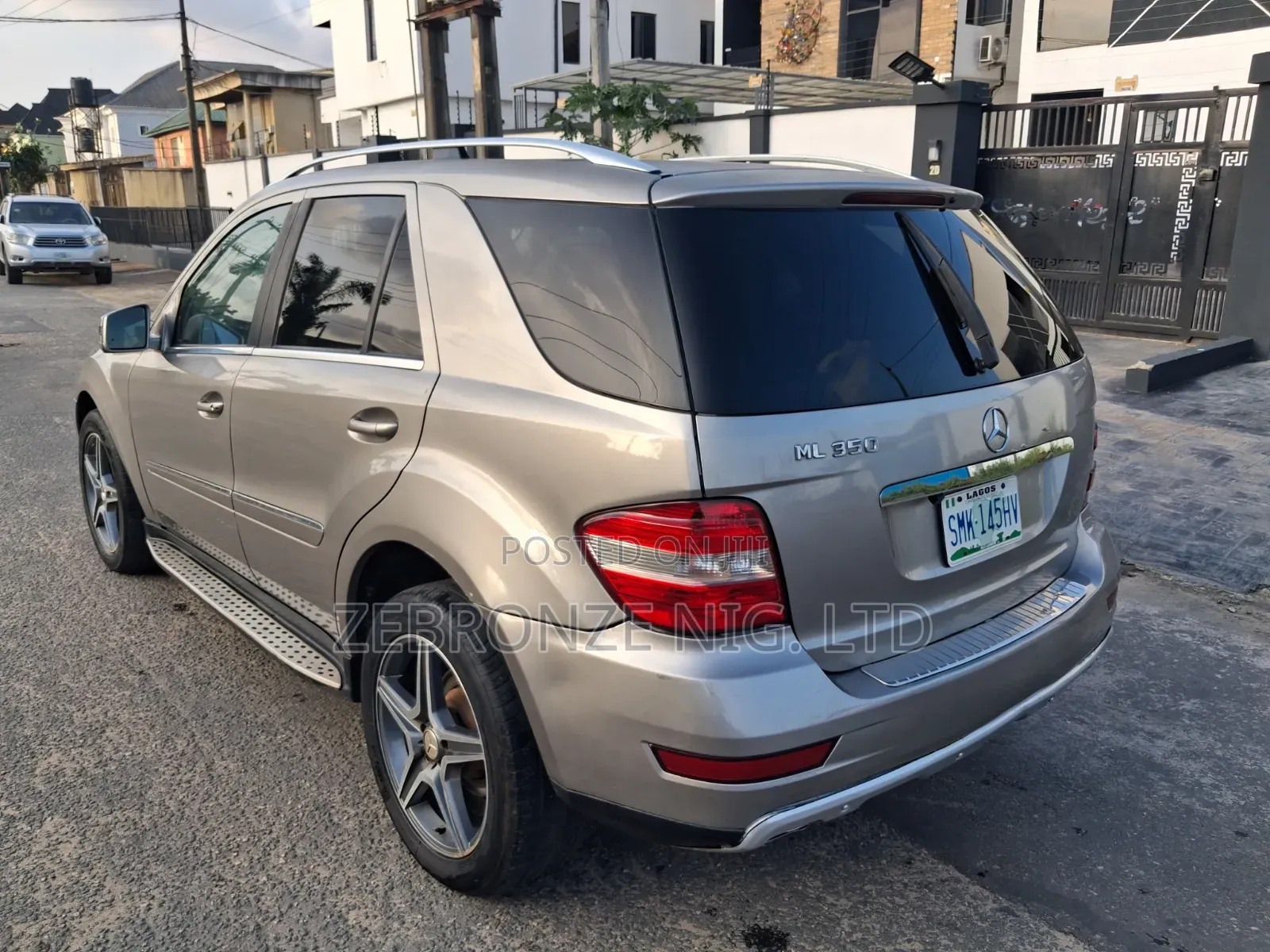 Mercedes-Benz M Class 2006 Gray