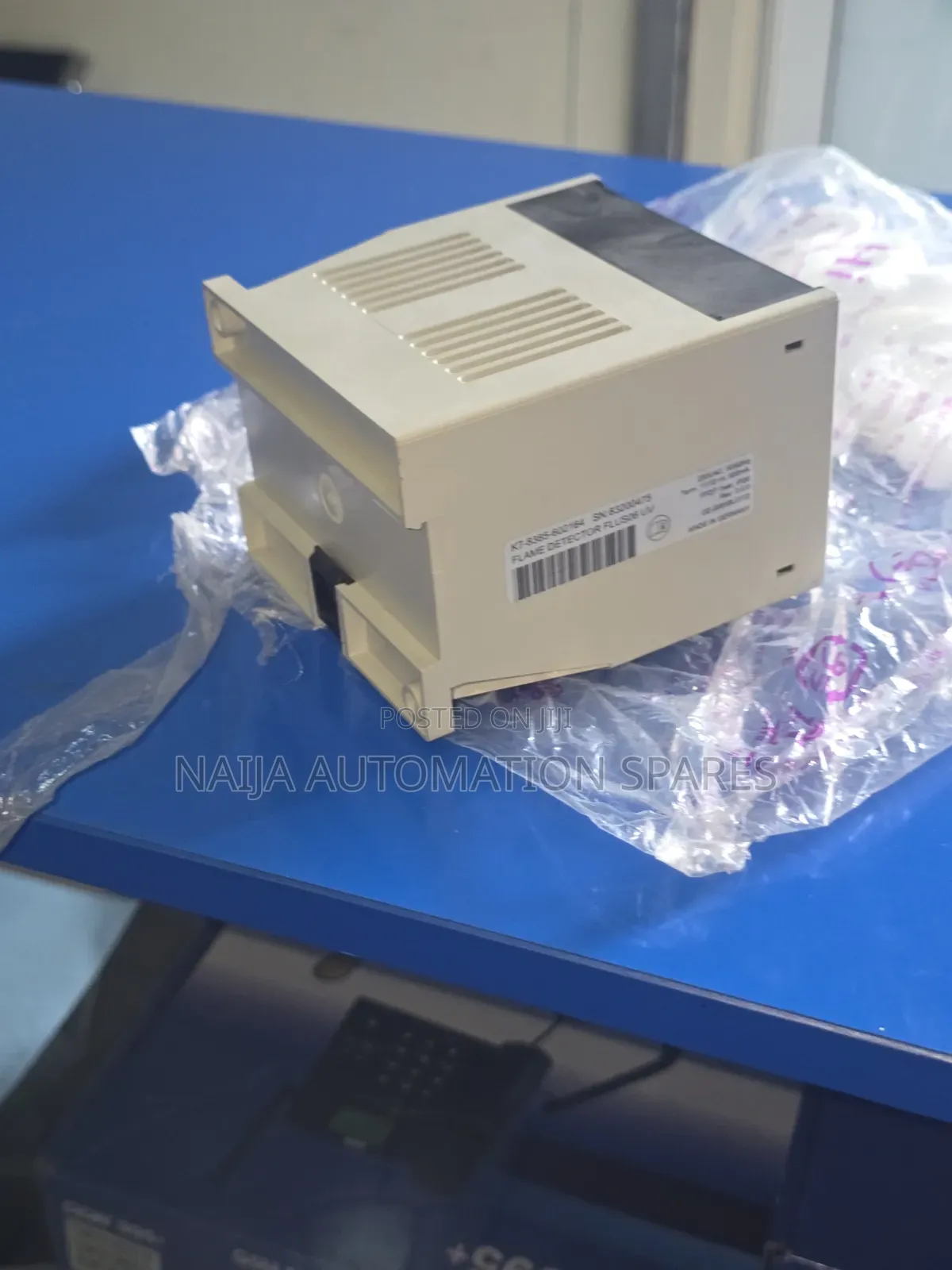 Seavis Saacke | Flus 06 Uv | Based Flame Detector | K7-8385-602164