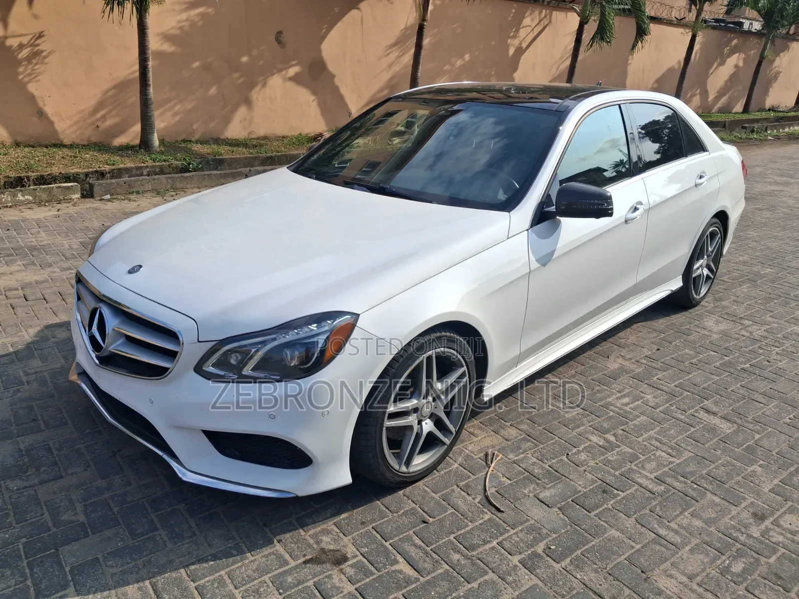 Mercedes-Benz E400 2015 White