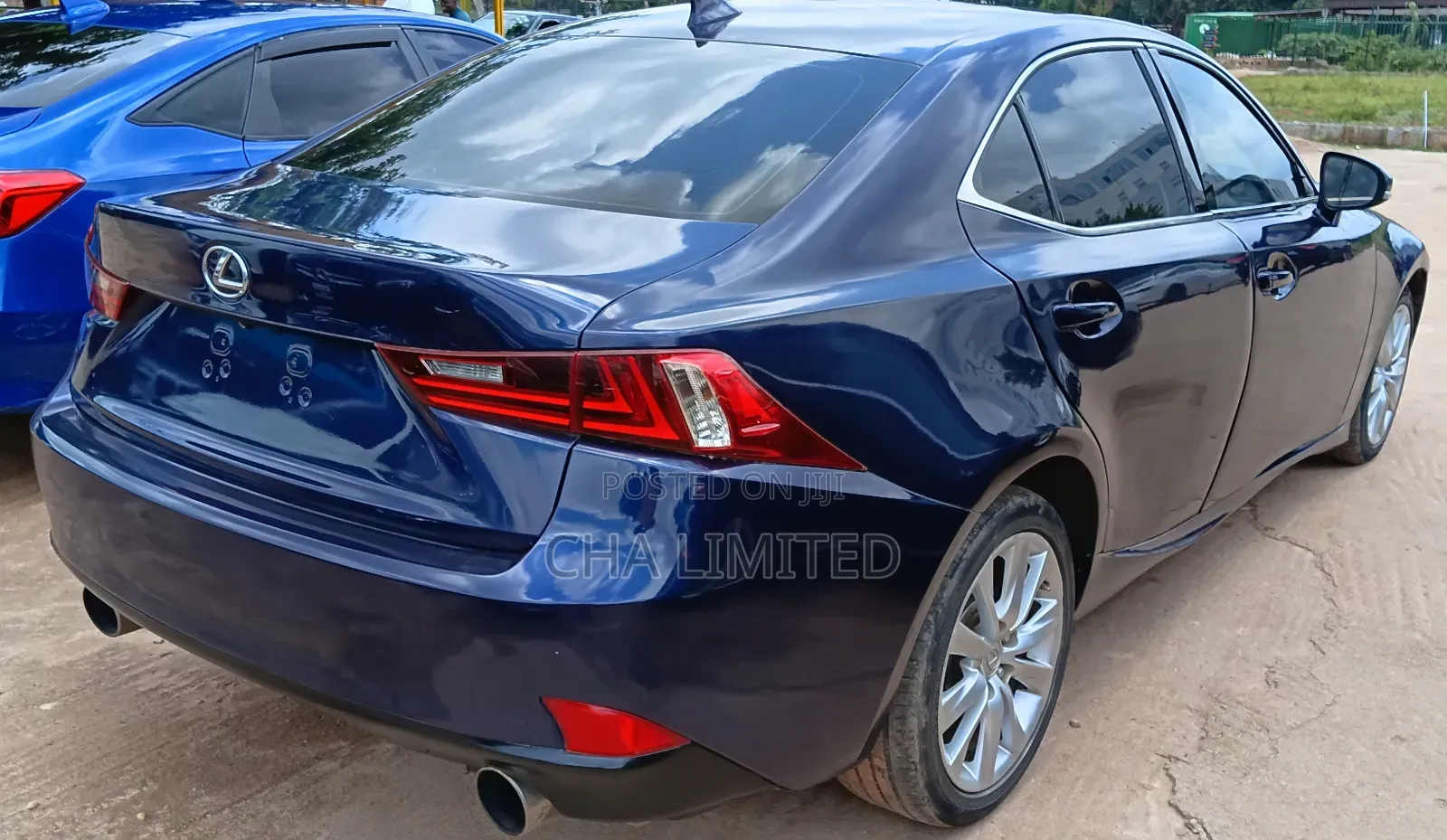 Lexus IS 2015 Blue