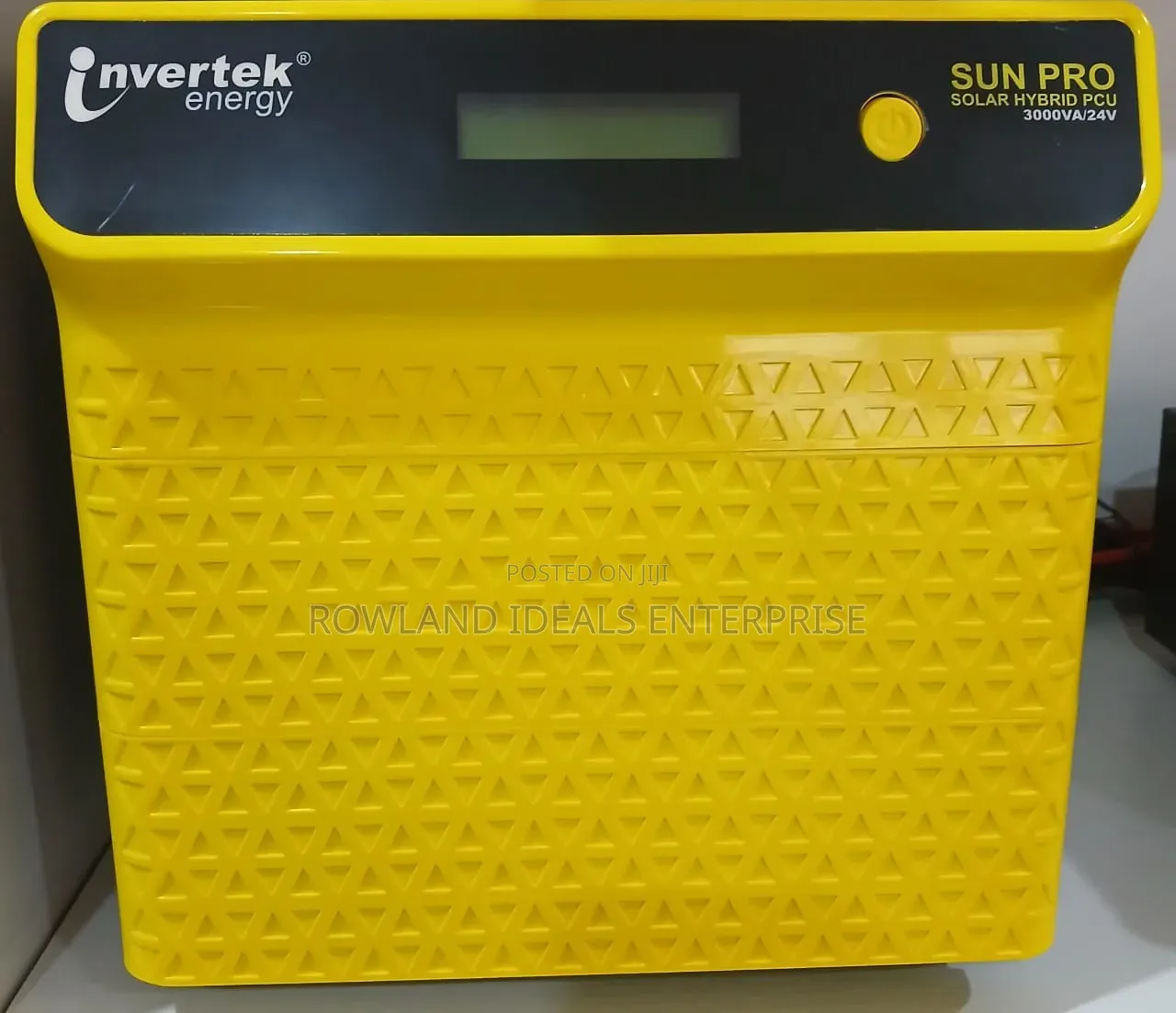 Invertek Energy 3kva/24v