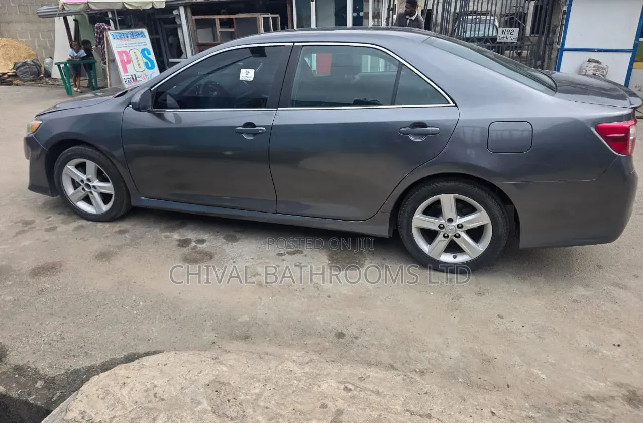 Toyota Camry 2013 Gray