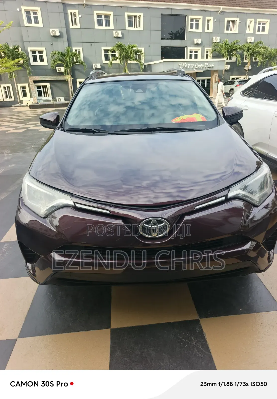 Toyota RAV4 2017 Maroon