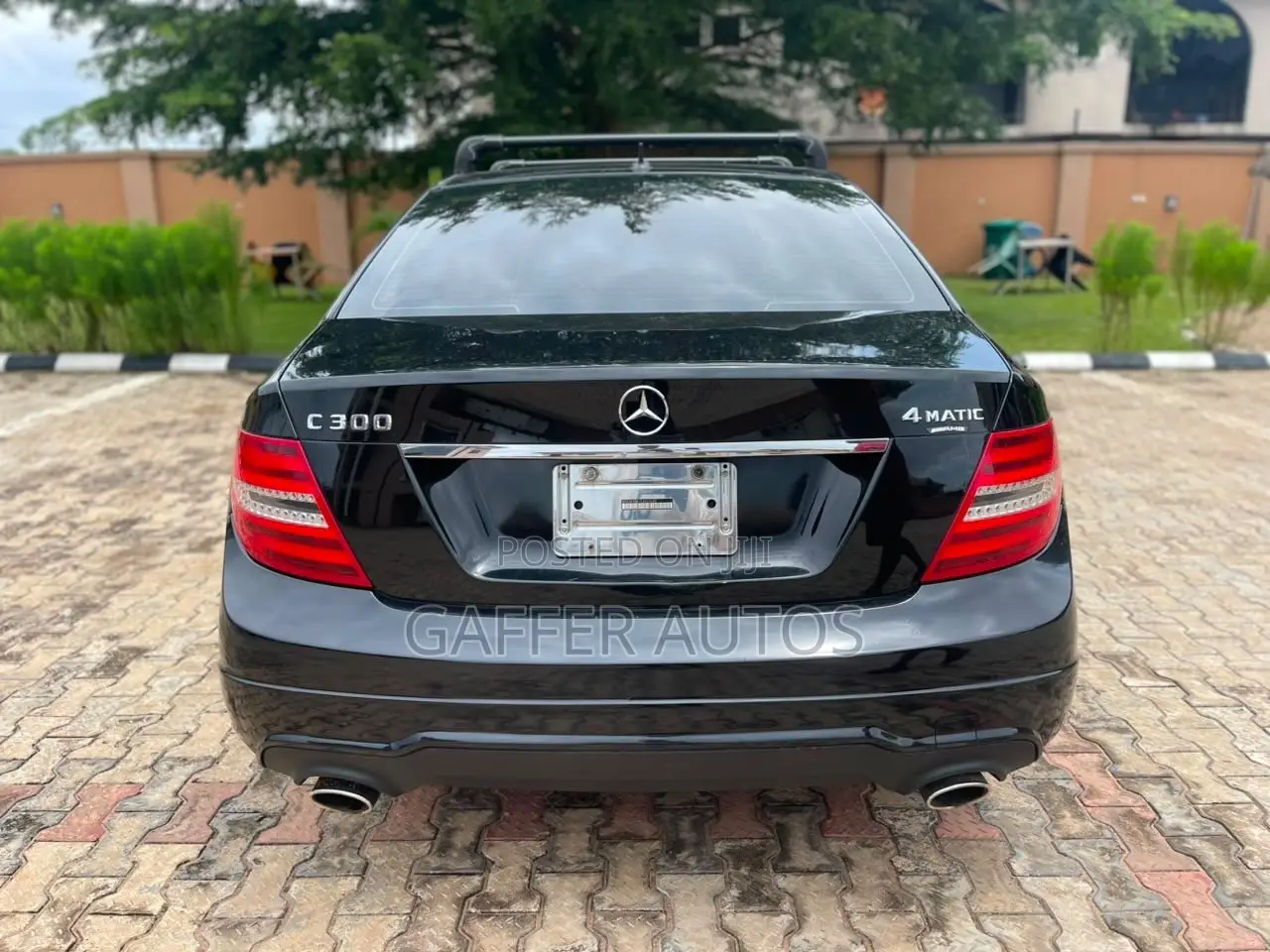 Mercedes-Benz C300 Sport 4Matic Sedan AWD (3.0L 6cyl 7A) 2012 Black