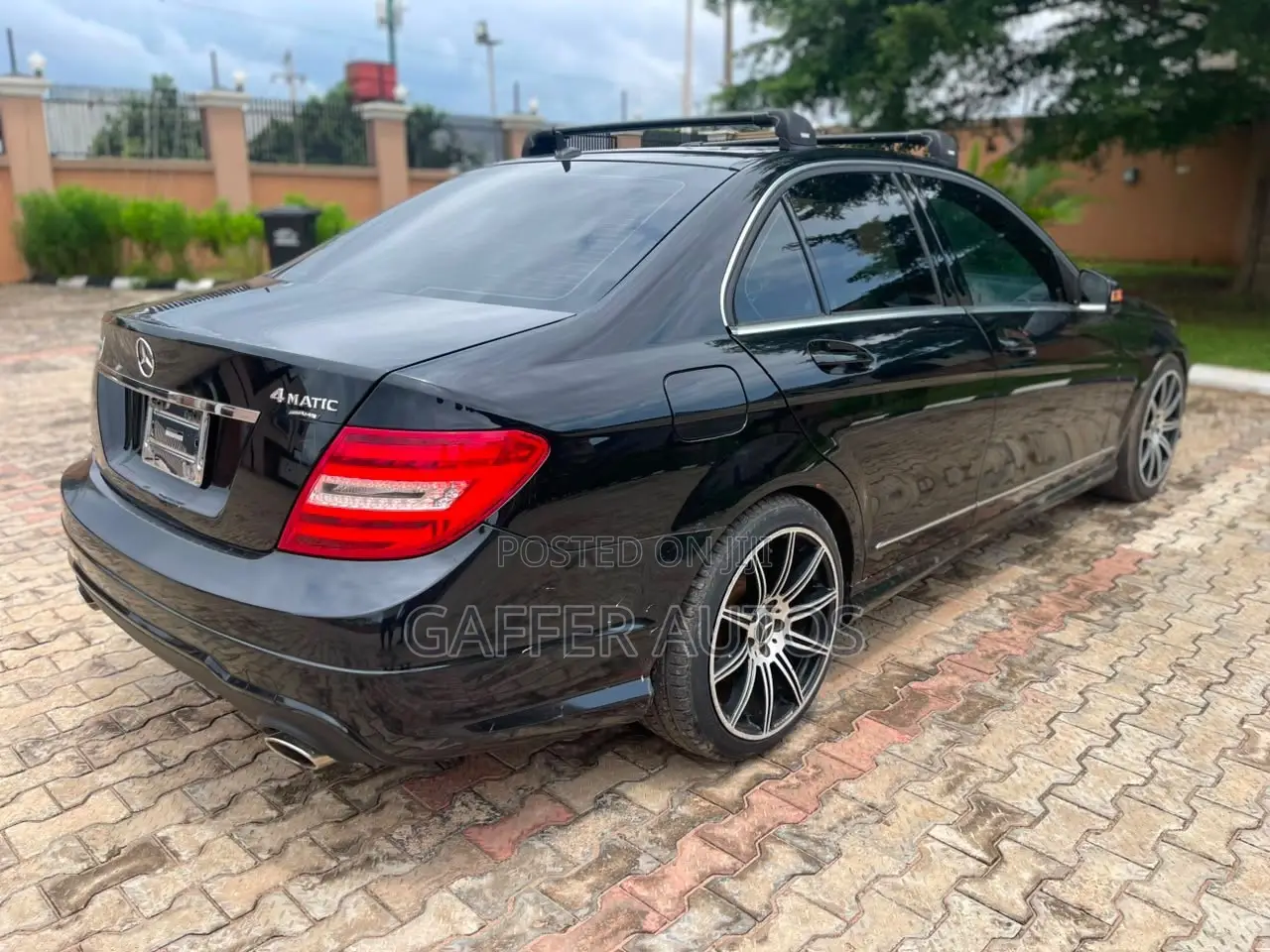 Mercedes-Benz C300 Sport 4Matic Sedan AWD (3.0L 6cyl 7A) 2012 Black