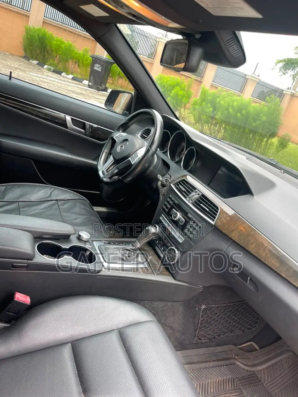 Mercedes-Benz C300 Sport 4Matic Sedan AWD (3.0L 6cyl 7A) 2012 Black