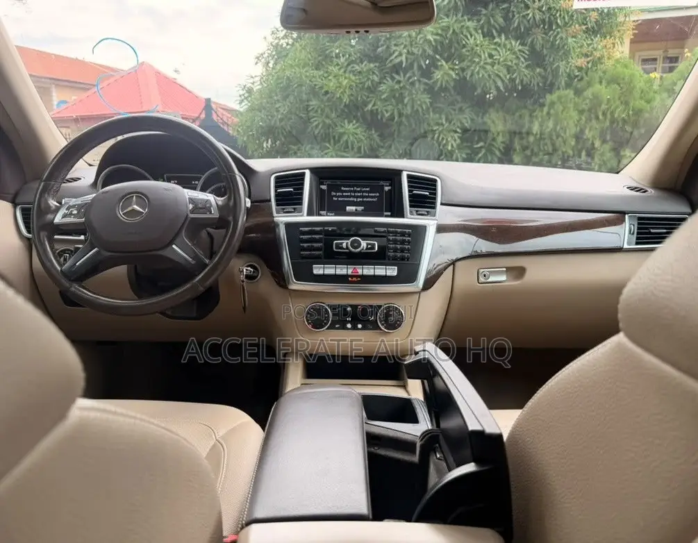 Mercedes-Benz M Class ML350 4MATIC 4dr SUV AWD (3.5L 6cyl 7A) 2014
