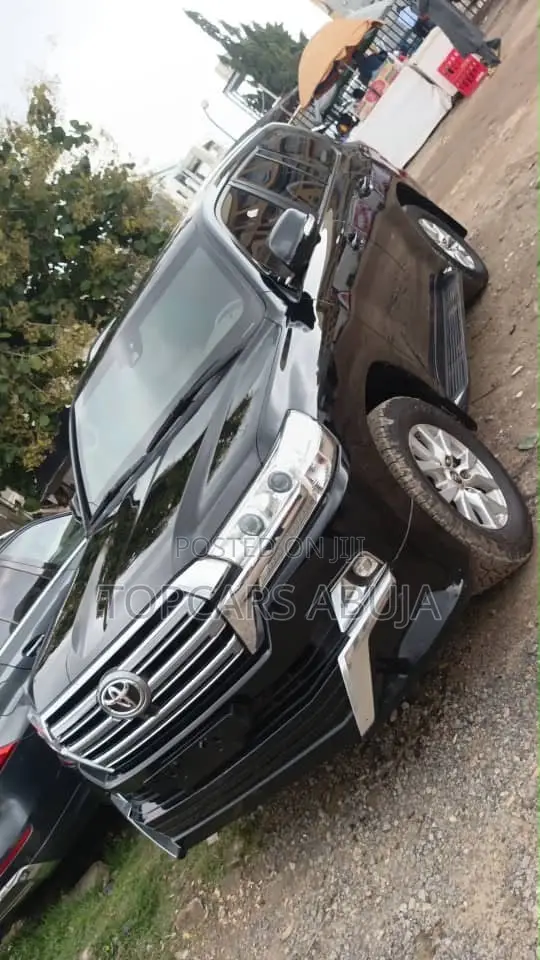 Toyota Land Cruiser 2021 Black