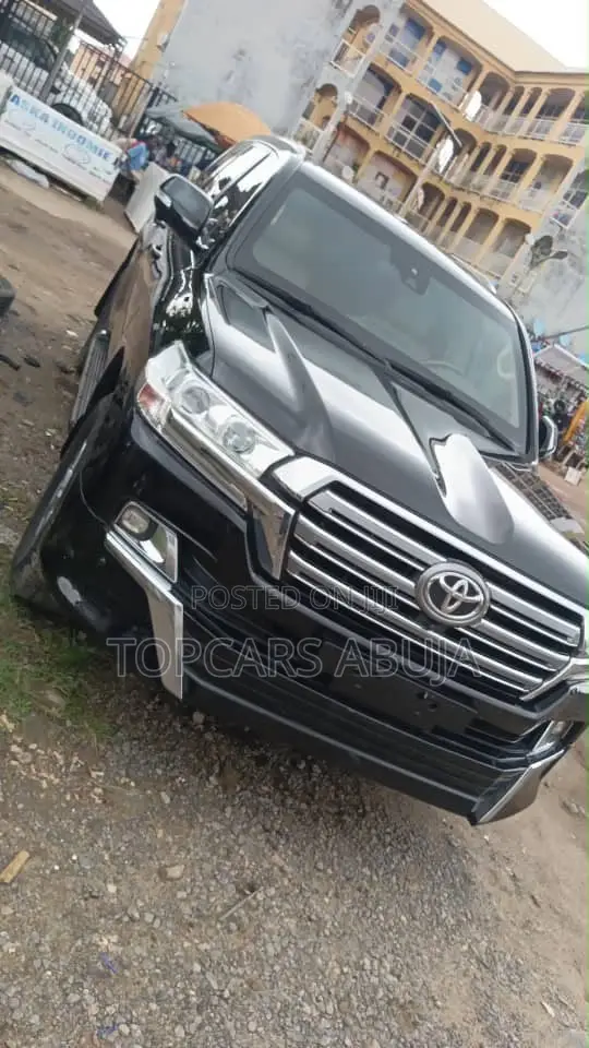 Toyota Land Cruiser 2021 Black