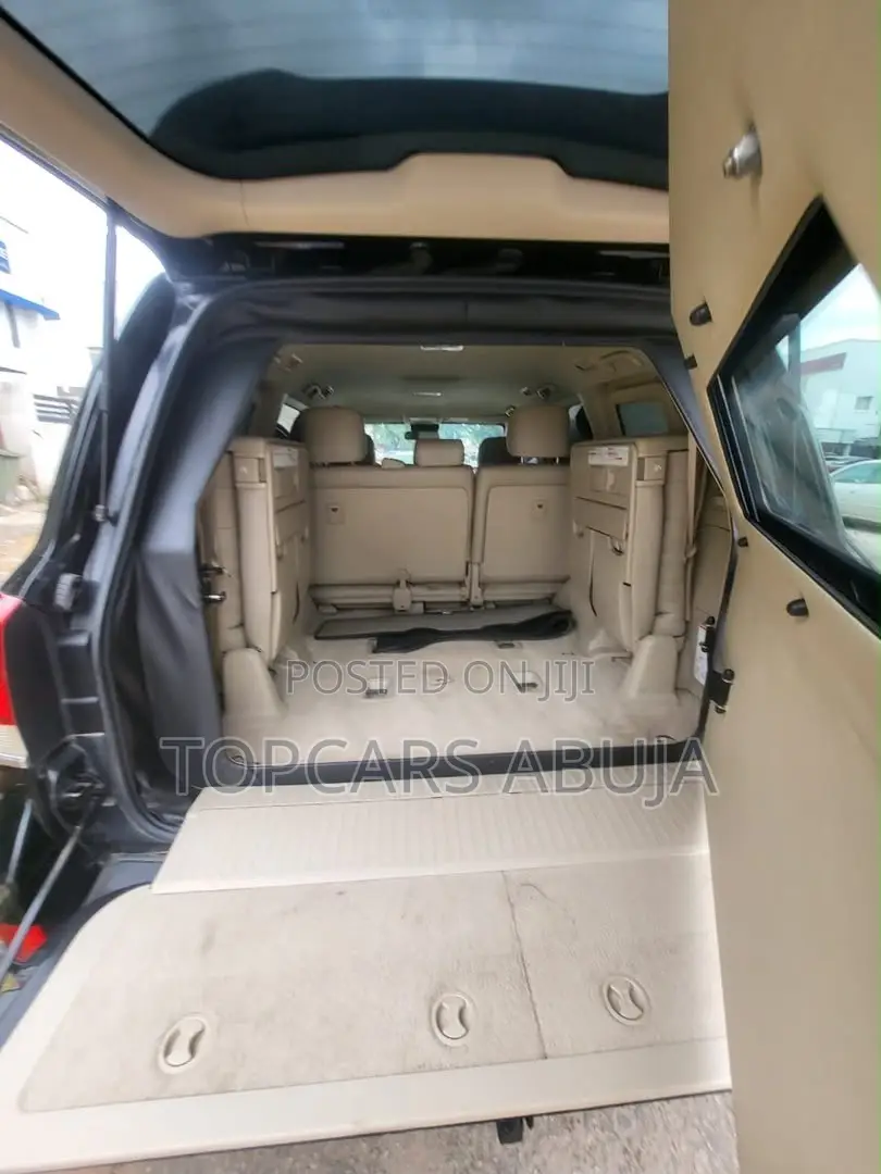 Toyota Land Cruiser 2021 Black