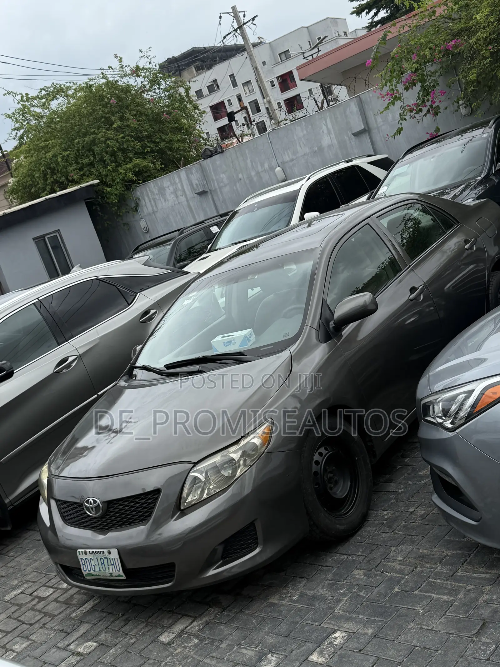 Toyota Corolla 2010 Gray