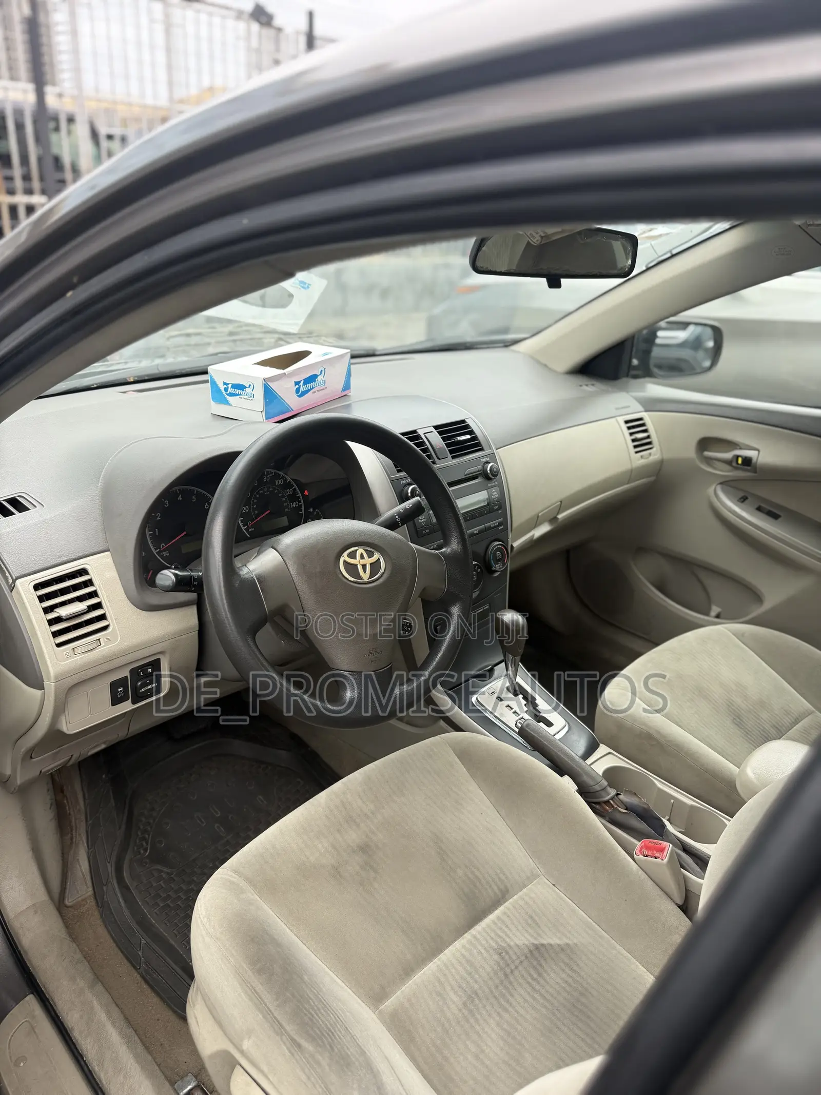 Toyota Corolla 2010 Gray