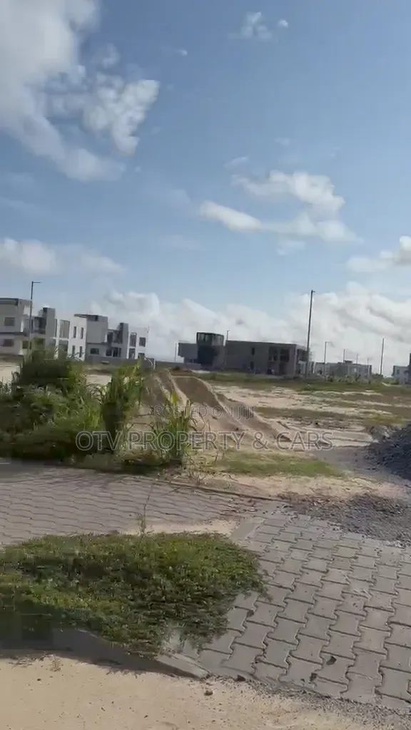 1,020 SQM of Land Available for Sale in a Beautiful