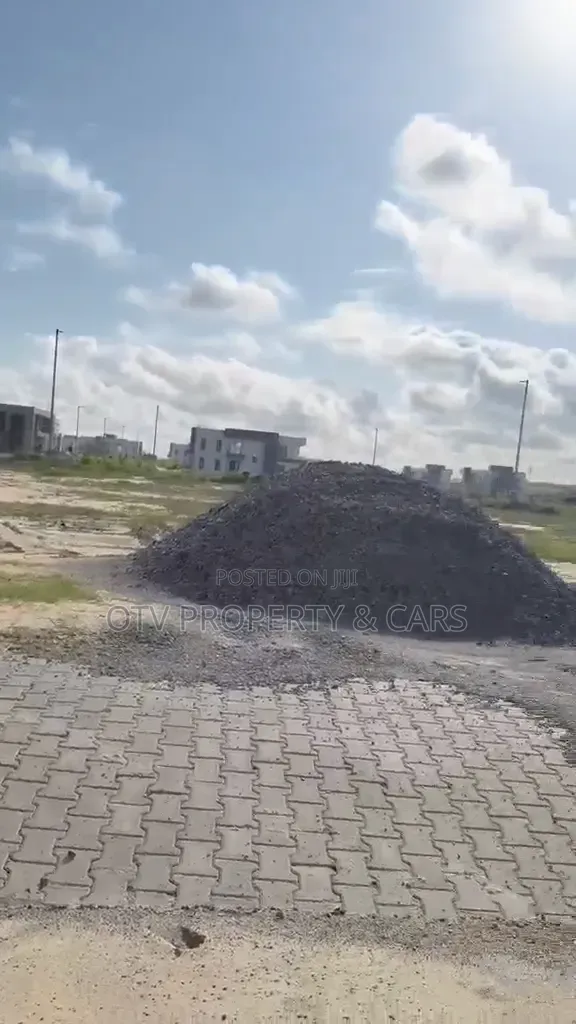 1,020 SQM of Land Available for Sale in a Beautiful