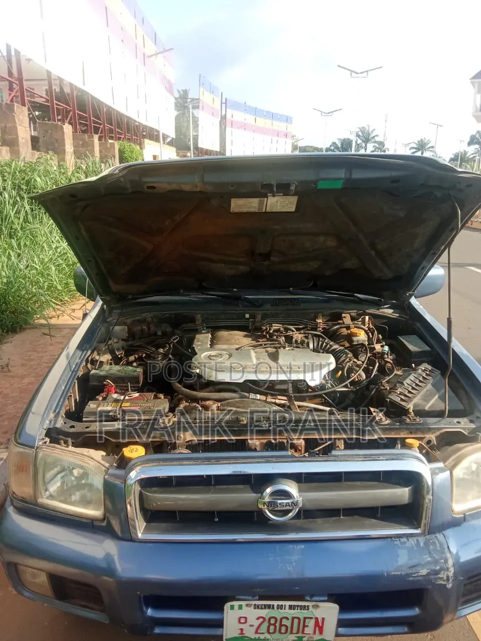 Nissan Pathfinder 2003 Blue