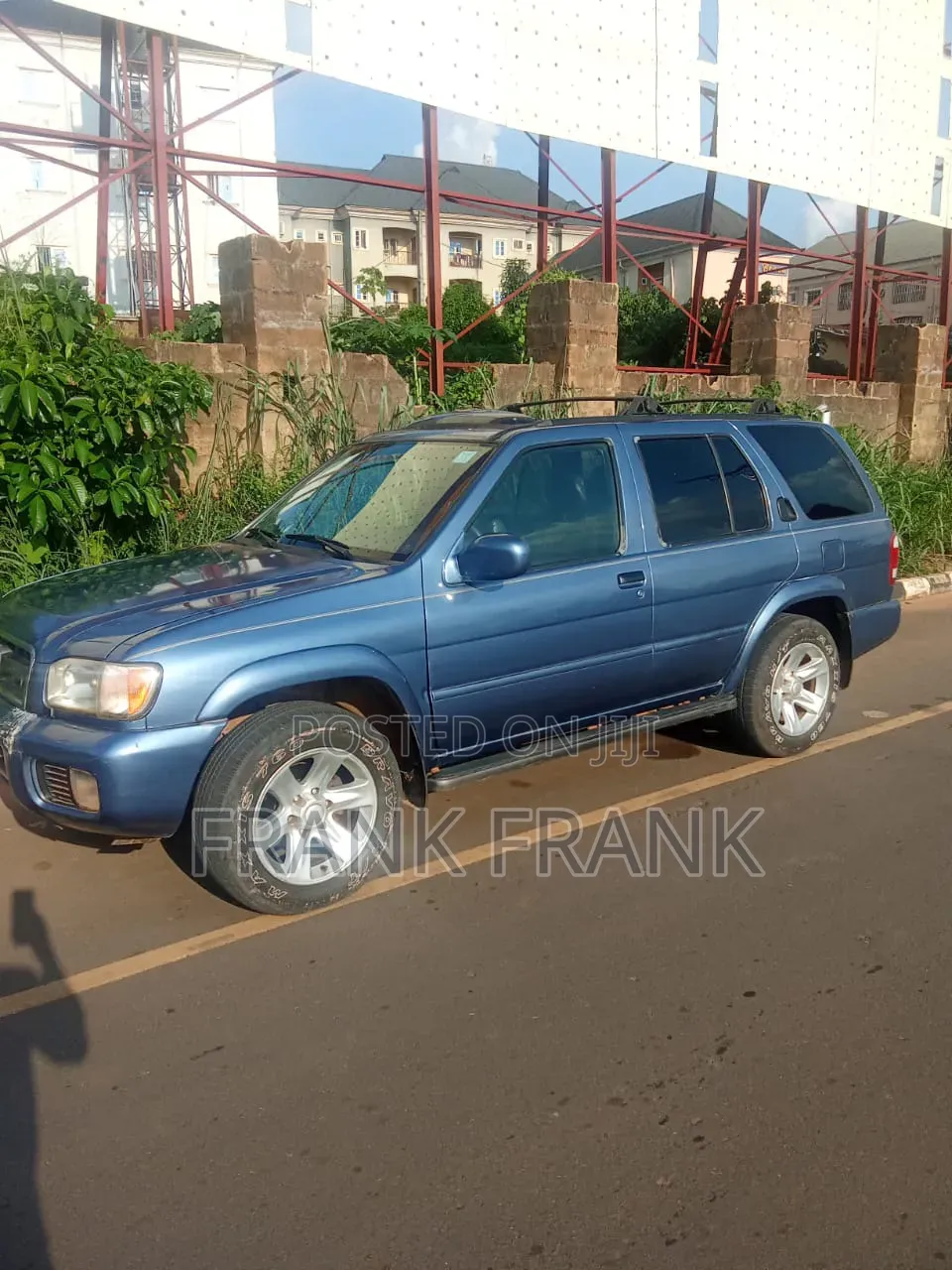 Nissan Pathfinder 2003 Blue