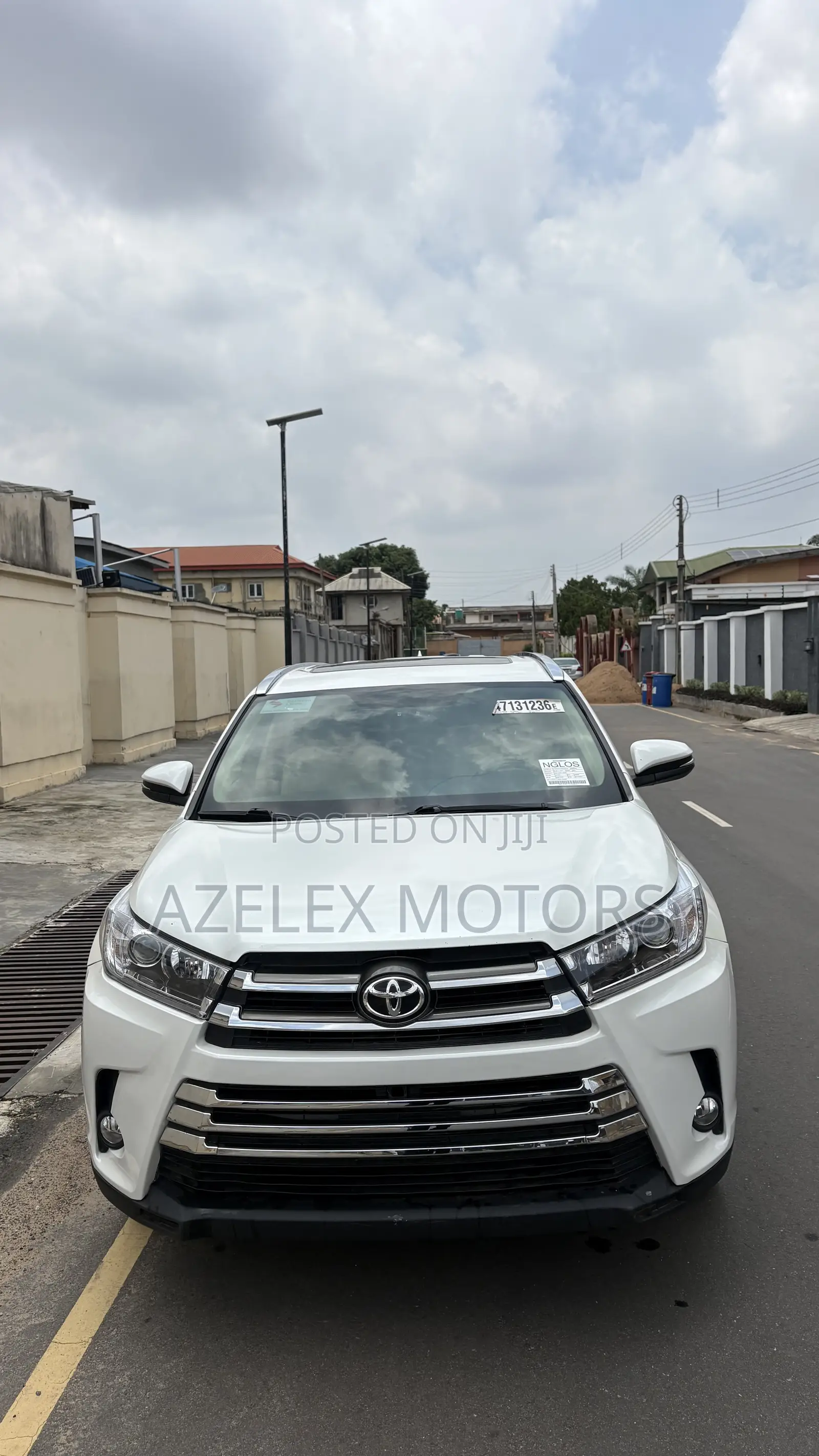Toyota Highlander XLE 4dr SUV (3.5L 6cyl 6A) 2015 White