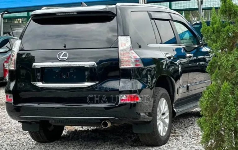 Lexus GX 2017 Matt Black