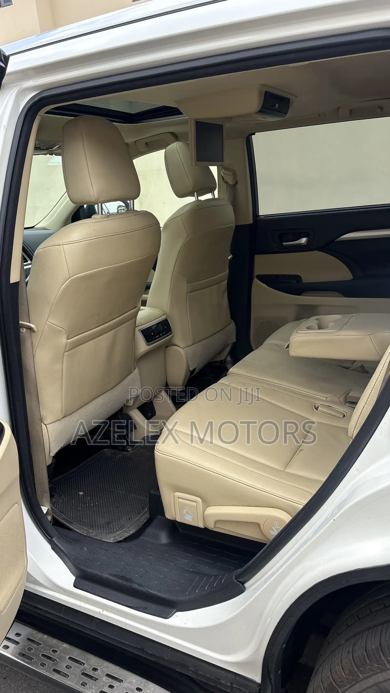 Toyota Highlander XLE 4dr SUV (3.5L 6cyl 6A) 2015 White