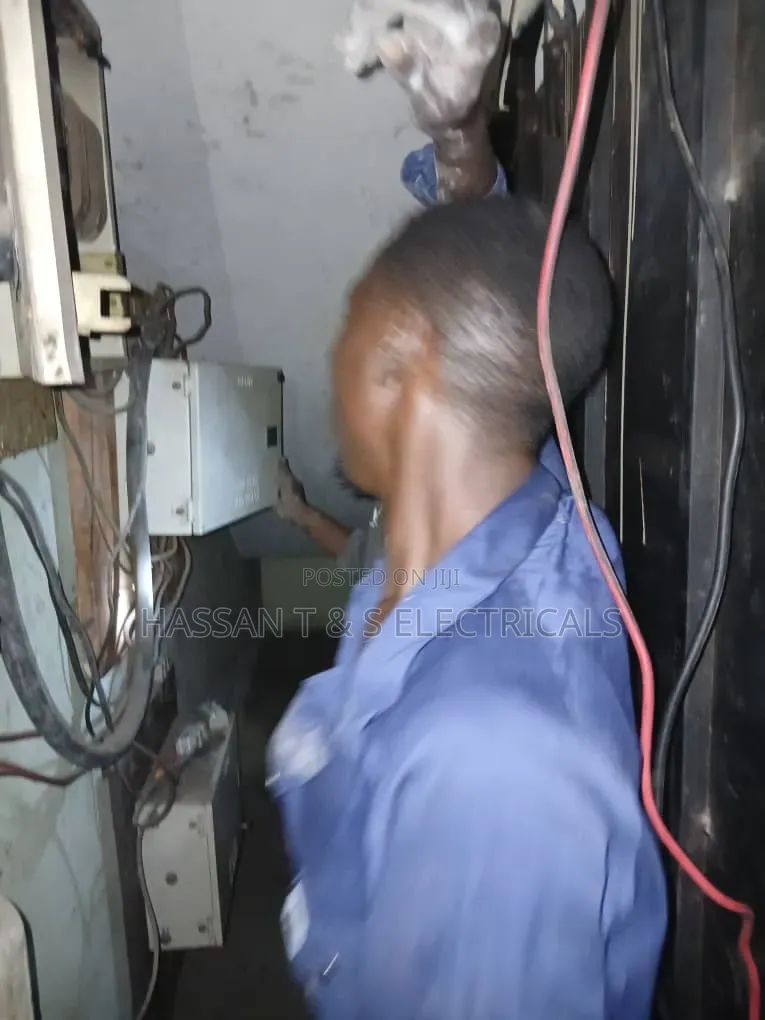 Professional Electrician
