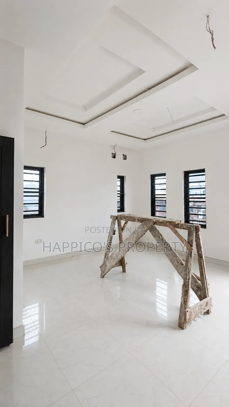 3bdrm Block of Flats in Alagomeji for rent