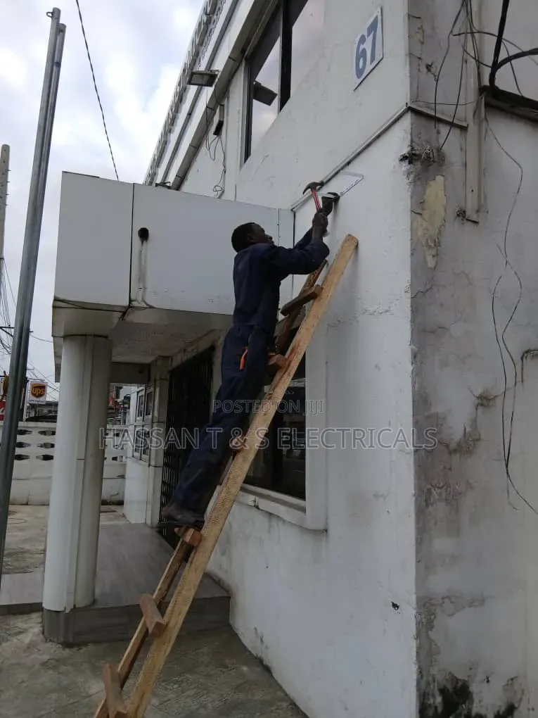Professional Electrician