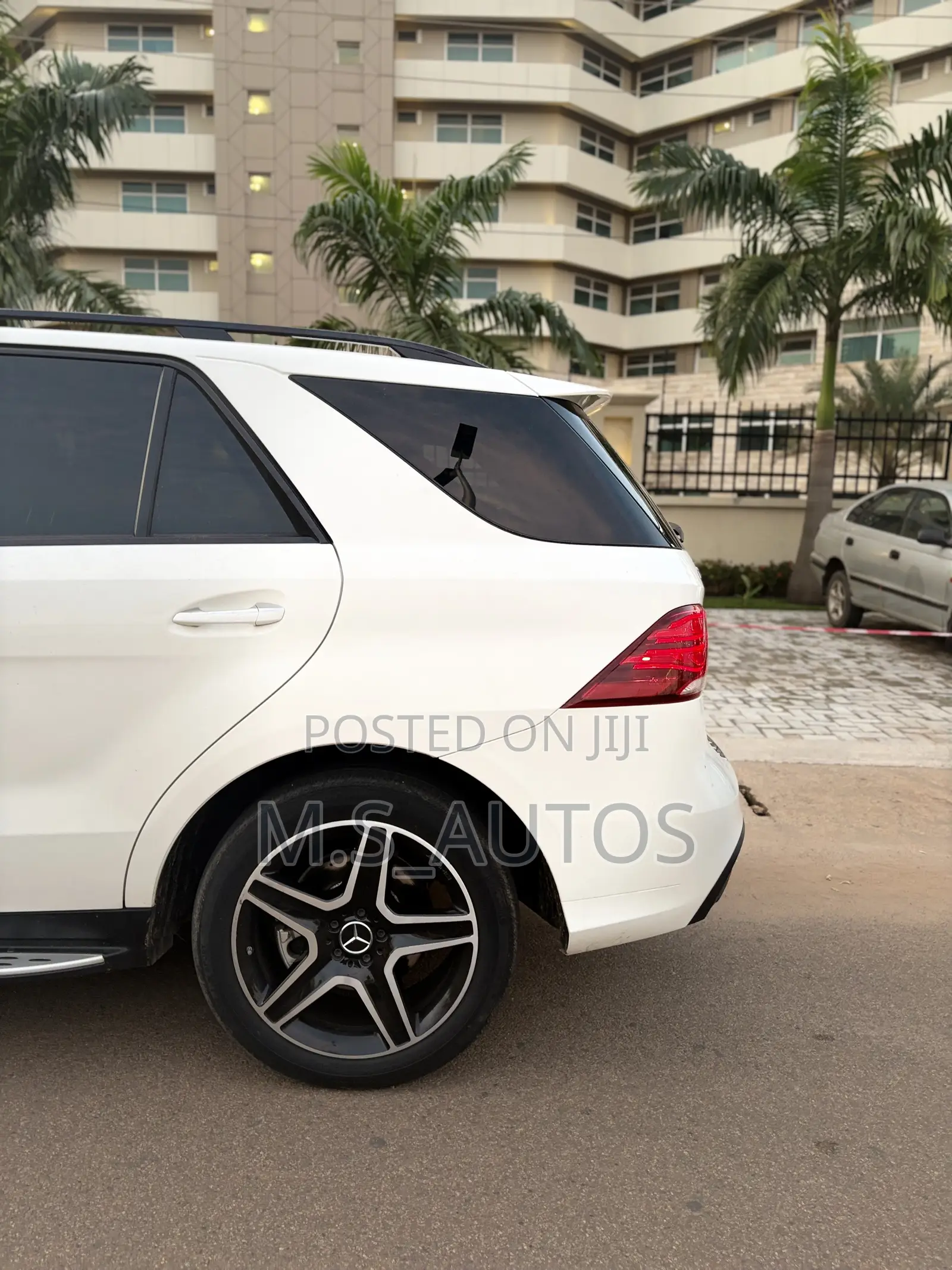 Mercedes-Benz GLE-Class AMG GLE 43 4MATIC 2018 White
