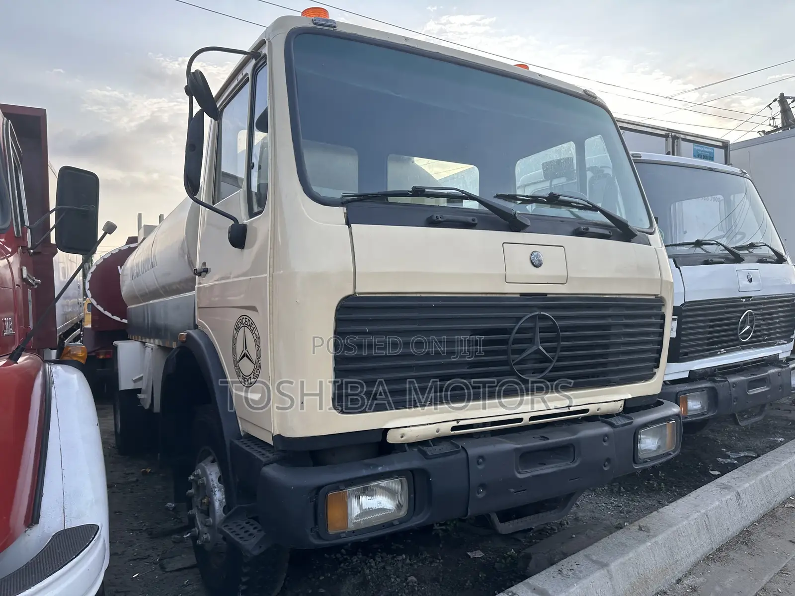 Mercedes Benz Water Tanker 13L
