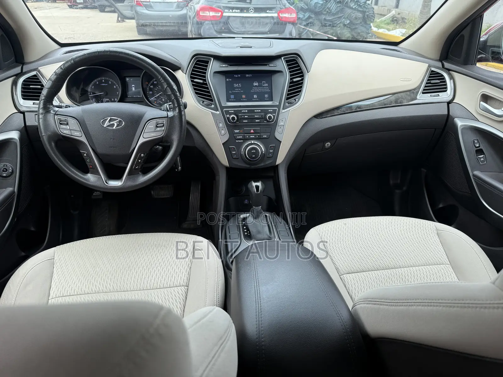 Hyundai Santa Fe SE AWD 2017 Burgundy