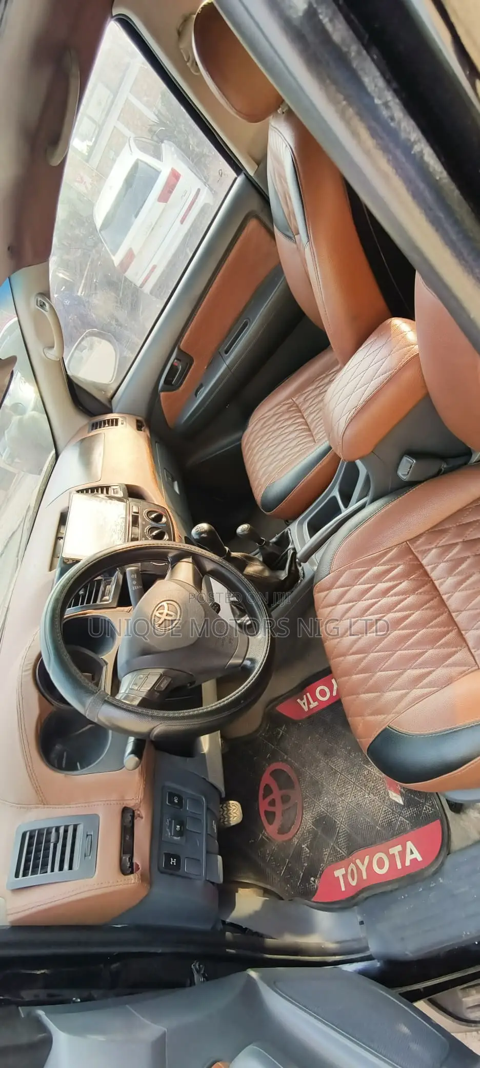 Toyota Hilux SR5 BLACK 4x4 2015 Black