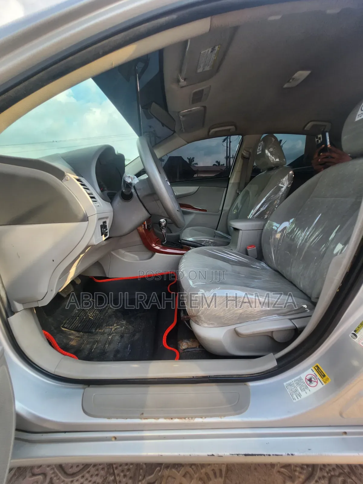 Toyota Corolla 2010 Silver