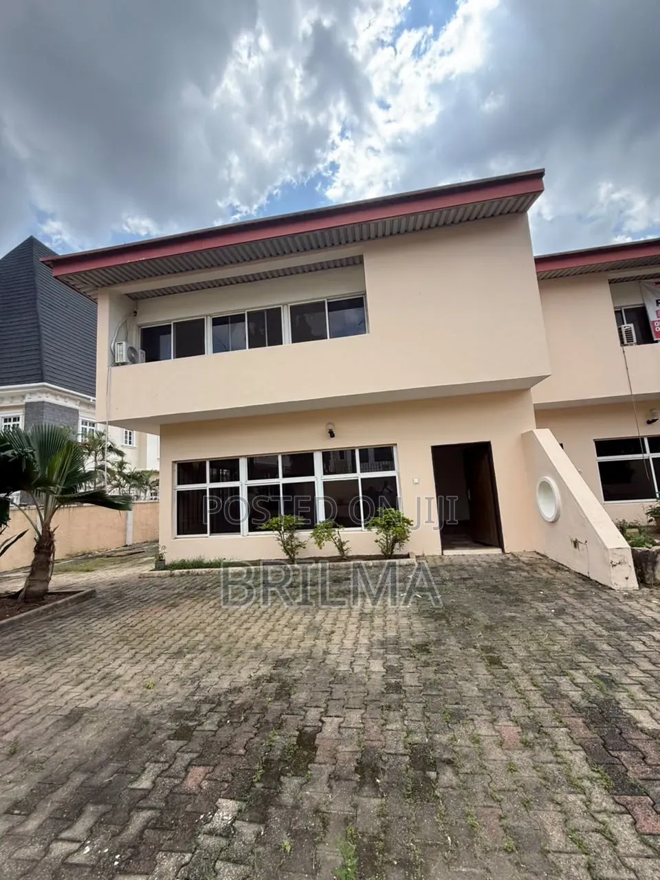 4bdrm Duplex in Maitama for rent