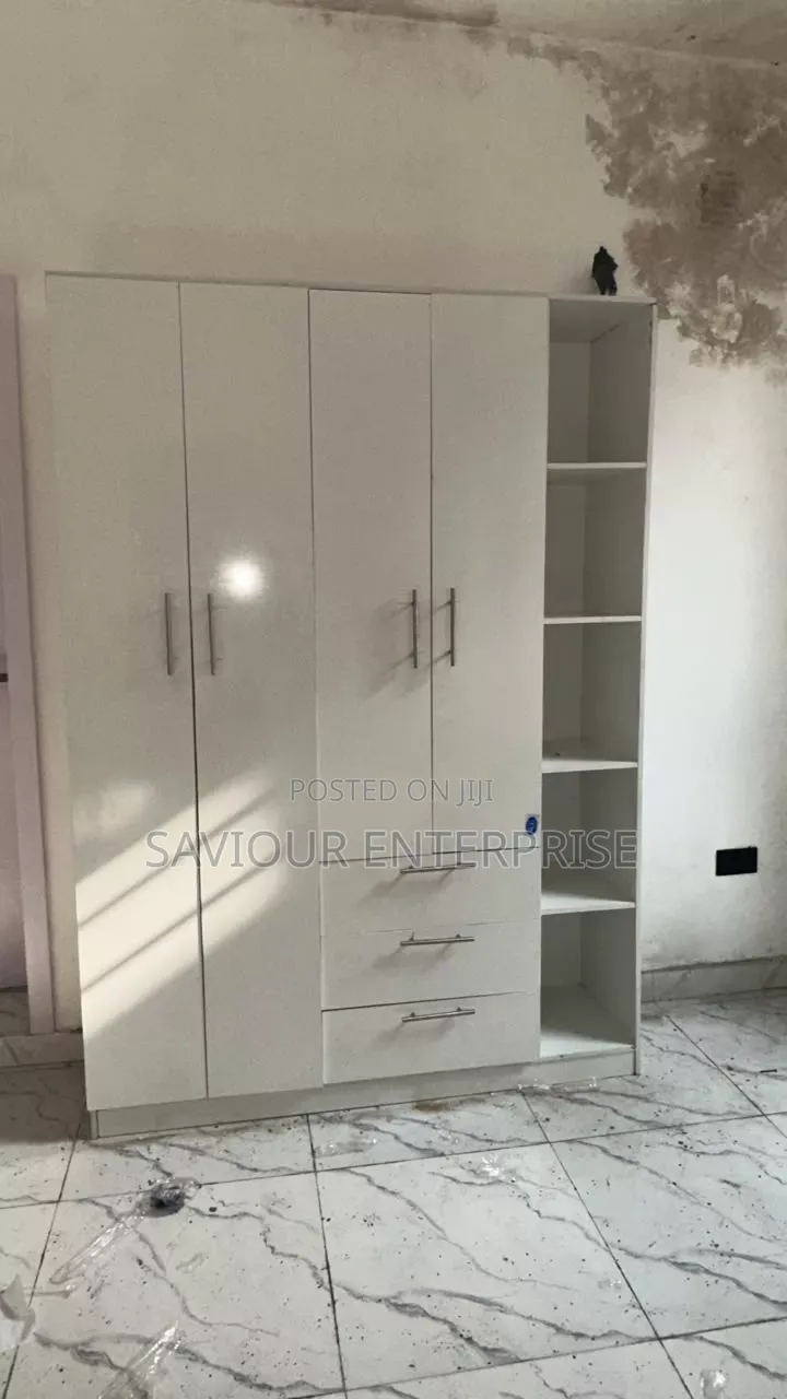 Wardrobe With Shoes Rack