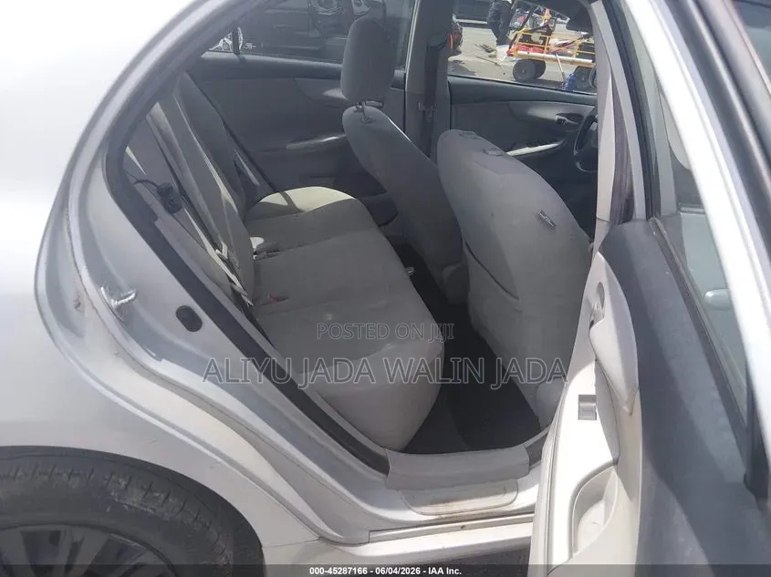 Toyota Corolla 2013 Silver