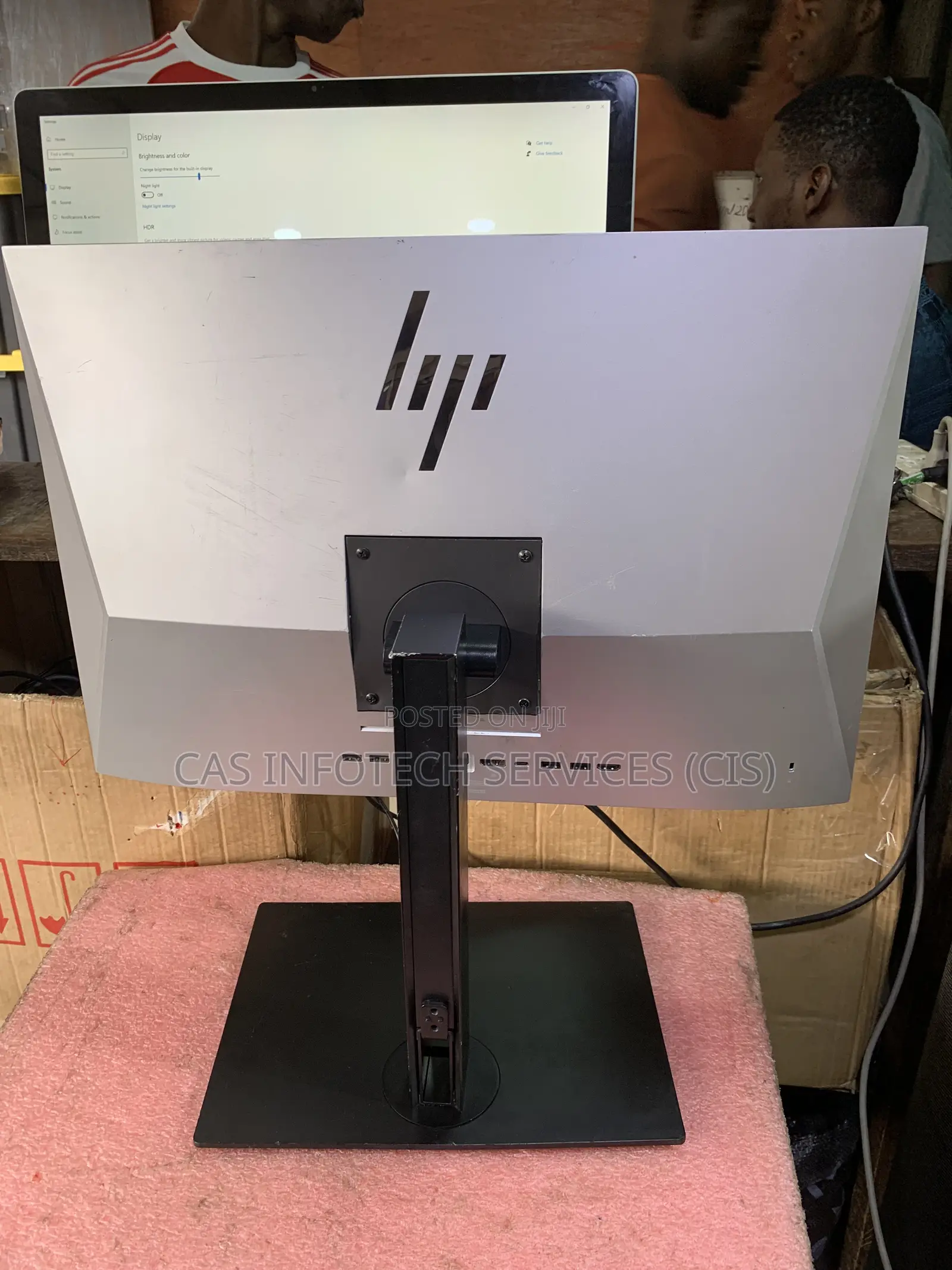 Desktop Computer HP EliteOne 800 G6 8GB Intel Core i3 SSD 256GB