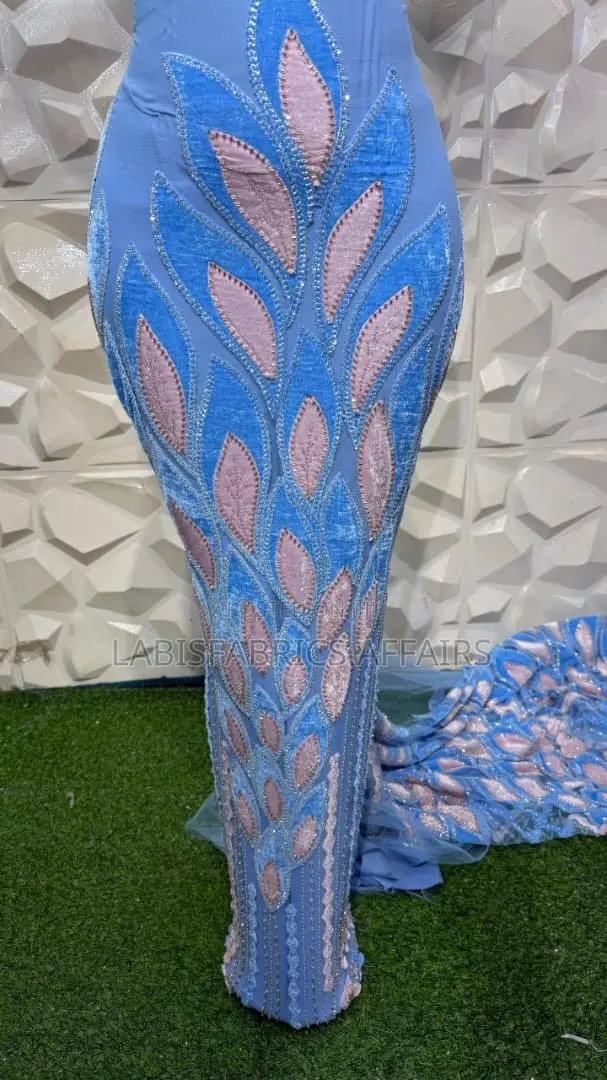 LUXURY VELVETbeaded Lace