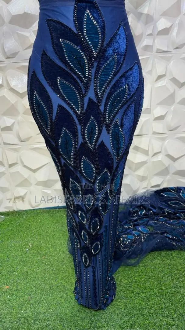 LUXURY VELVETbeaded Lace